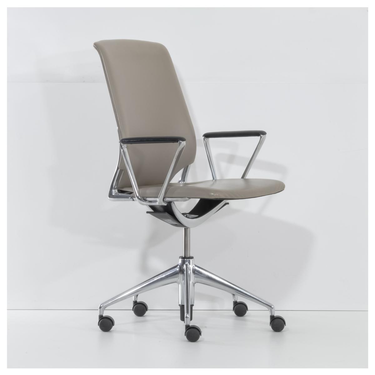 Bürodrehstuhl Vitra Meda Chair Leder Premium gebraucht online kaufen
