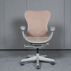 HERMAN MILLER "MIRRA" - Bürodrehstuhl mit Armlehnen | Butterfly | Cappucino