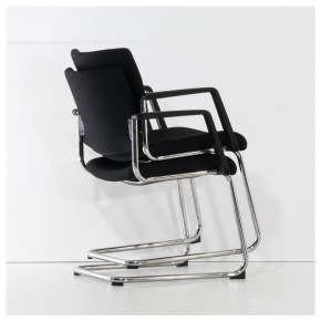 TREND OFFICE / DAUPHIN - stapelbarer Besucherstuhl