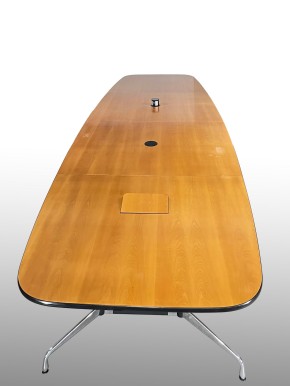 Vitra "Segmented Table" - bootsförmiger Konferenztisch - 600 cm