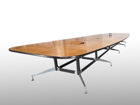Vitra "Segmented Table" - bootsförmiger Konferenztisch - 600 cm